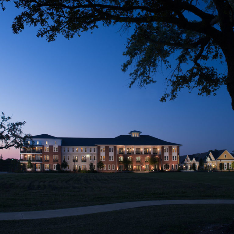 Heritage Senior Residences Community at Columbia Parc - Senior Apartments in New Orleans LA