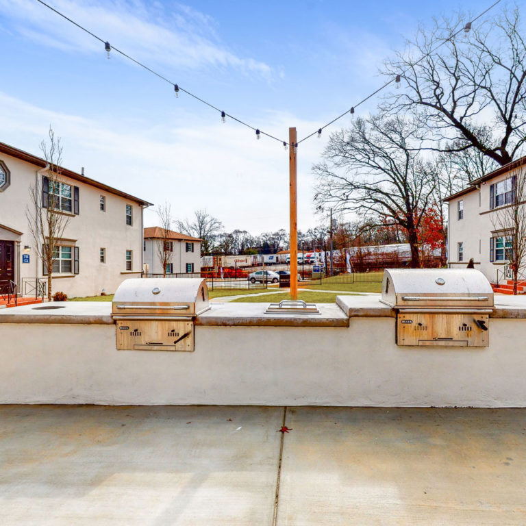 barbecue area at Capitol View Manor apartments in Atlanta GA