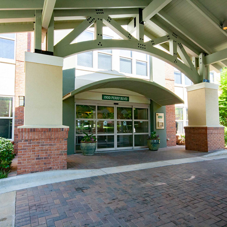 Main entrance at Columbia Heritage Senior Residences - Apartments in Atlanta, GA