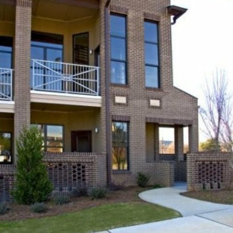 Exterior Photo of Artist Square Apartments in Atlanta GA