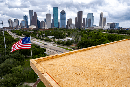 2100 Memorial apartments in Houston Texas